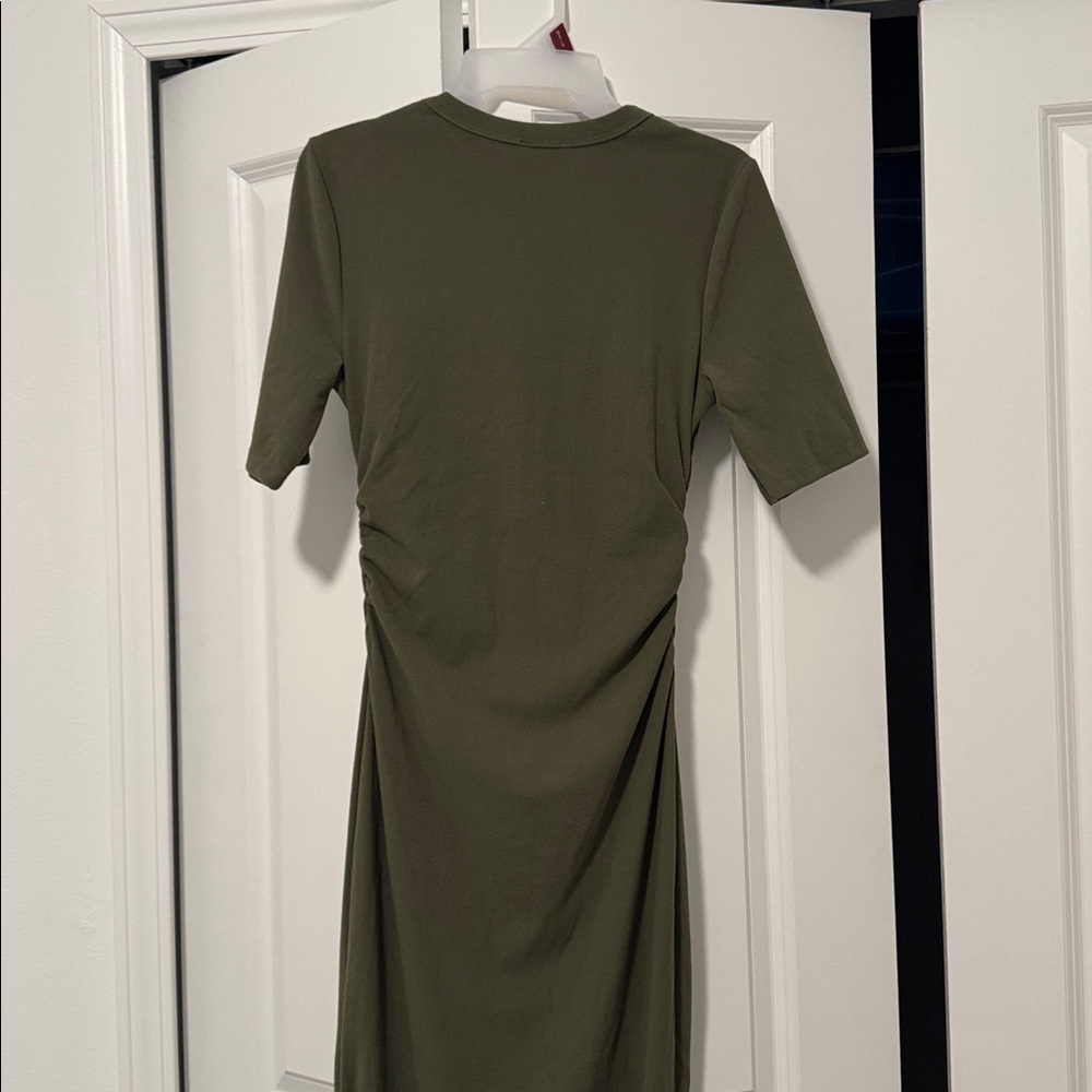 Elegant Olive Green Dress - Picture 3 of 5